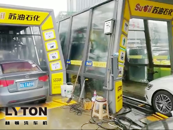 電腦洗車機(jī)優(yōu)點(diǎn)、缺點(diǎn)分析比較