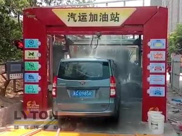 高效靈活 ！！LYTON FX-80A系列 隧道連續(xù)式全自動洗車機洗車作業(yè)視頻